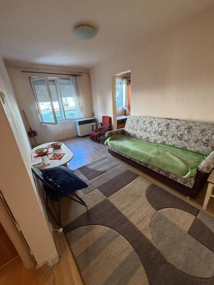 Apartament cu 2 camere semidecomandat în Micro 14