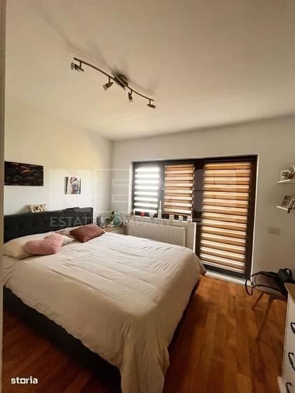 Casă cu 4 camere cu Teren 2400 Mp în Volovăț