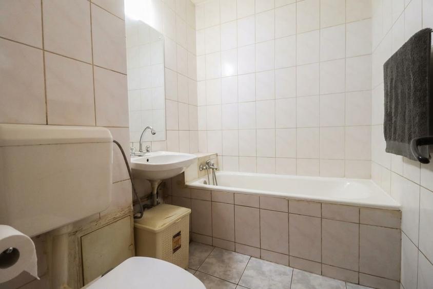 Garsonieră semidecomandată în Teiul Doamnei