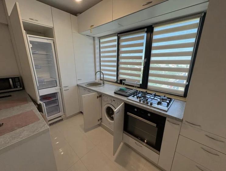 Apartament cu 2 camere semidecomandat în Cug