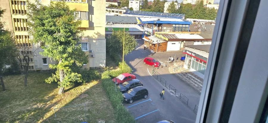 Apartament cu 2 camere nedecomandat în Astra