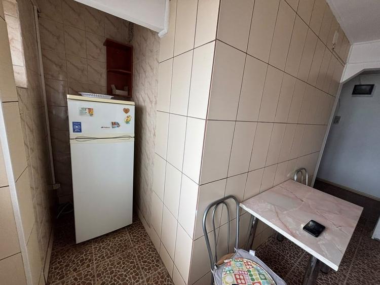 Garsonieră decomandată, mobilată în Central
