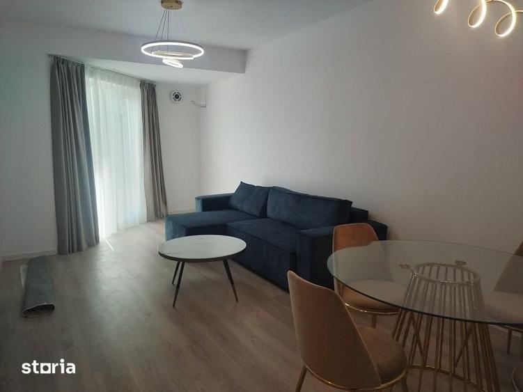 Apartament cu 3 camere decomandat în Rahova