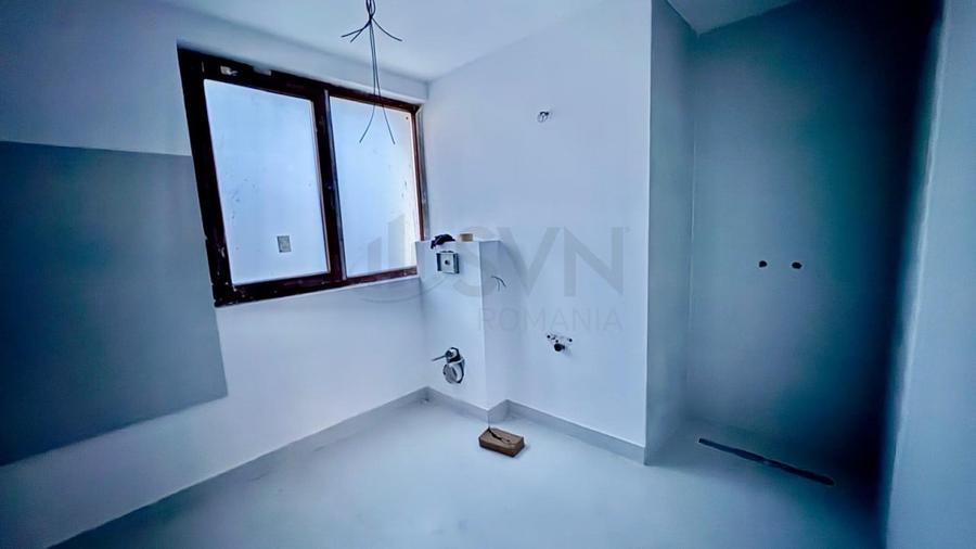 Casă individuală cu 4 camere cu Teren 30 Mp în Tunari