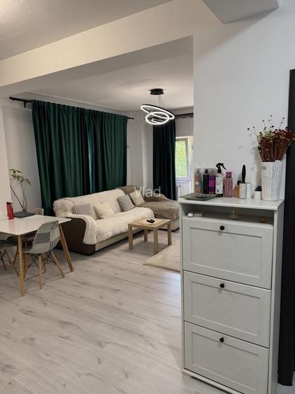 Inchiriez apartament 2 camere/ 60 mp2/ Militari Residence/ Direct proprietar