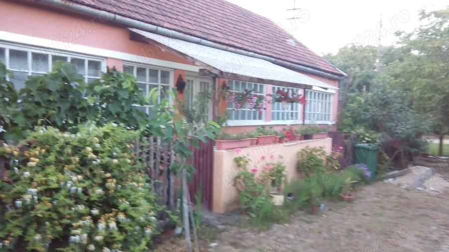 Casă cu 3 camere în Chegea