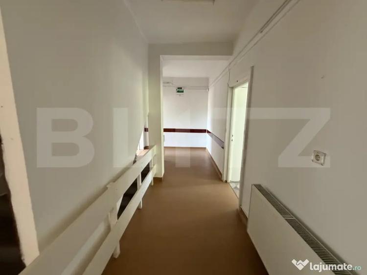 Casă cu 6 camere cu Teren 539 Mp în Central