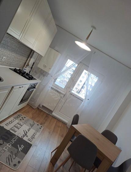 Apartament cu 2 camere decomandat, mobilat în Gheorghe Doja