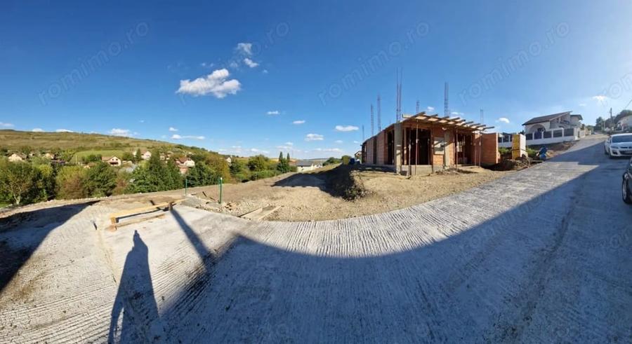 Casă cu 4 camere cu Teren 400 Mp în Sâncraiu de Mureș
