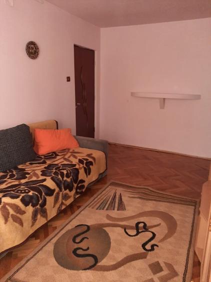 Apartament cu 2 camere nedecomandat în Girocului