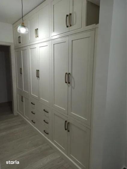 Apartament cu 3 camere decomandat în Libertății