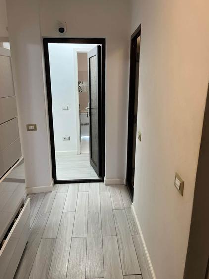 Apartament cu 4 camere decomandat în Crângași