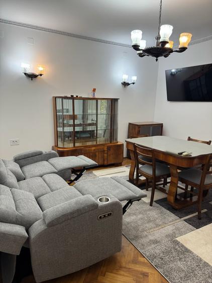 Apartament cu 3 camere în Sud
