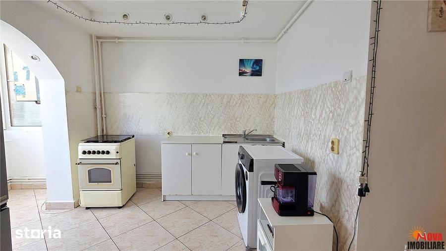 Apartament cu 2 camere decomandat în Triaj