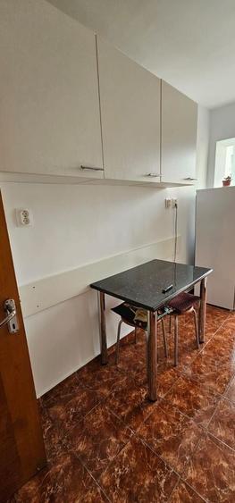 Apartament cu 2 camere decomandat în P-ța Unirii
