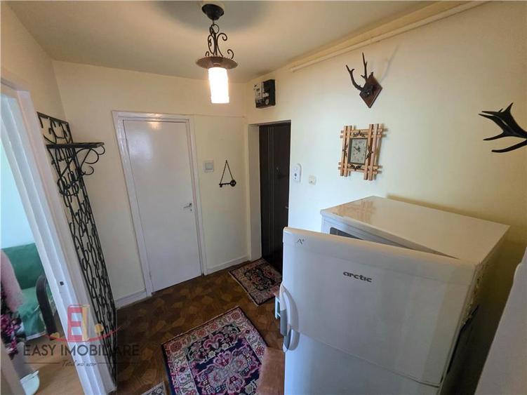 Apartament cu 2 camere circular în Dâmbu Pietros