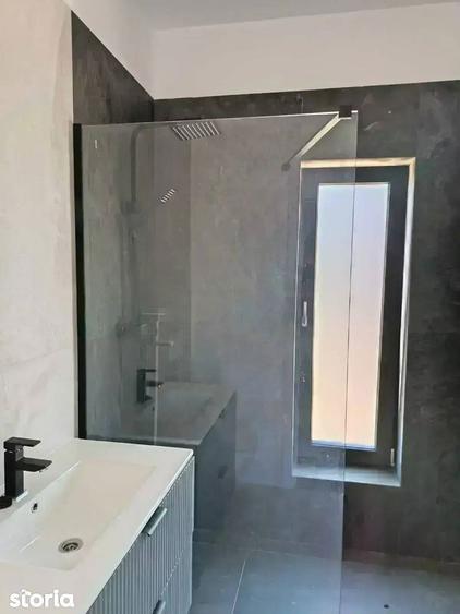 Casă cu 4 camere cu Teren 153 Mp în Titan