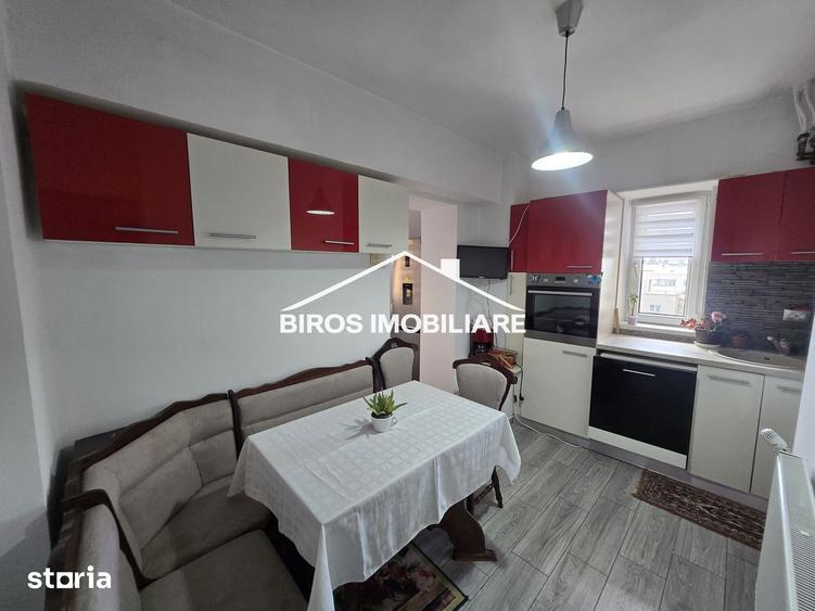 Apartament cu 3 camere în Calea București