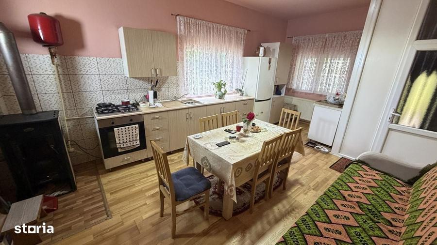 Casă cu 2 camere în Luna