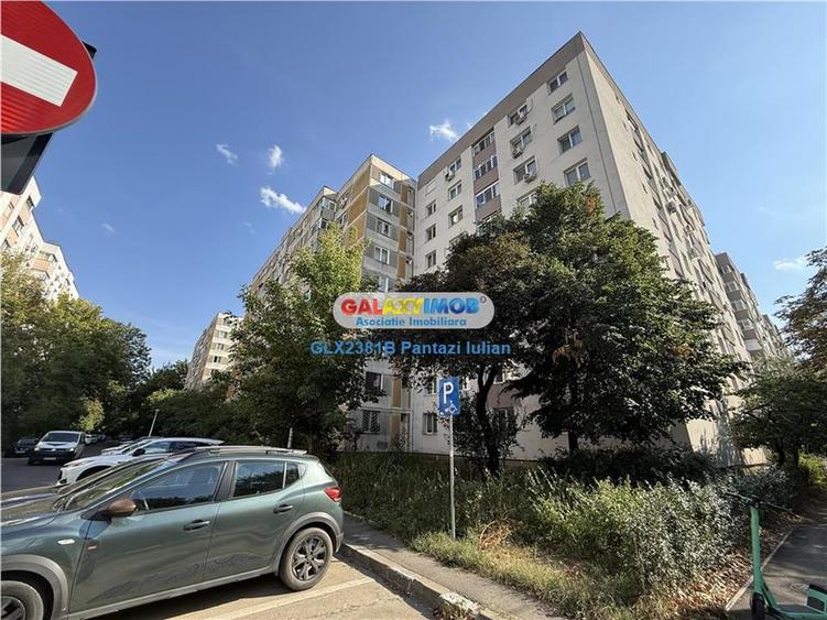 Apartament cu 3 camere semidecomandat, mobilat în Gorjului