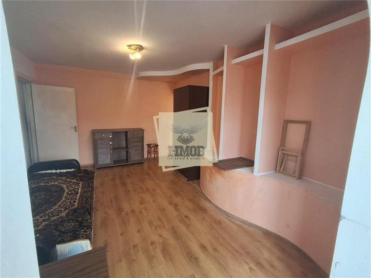 Apartament cu 2 camere semidecomandat în Vasile Aaron