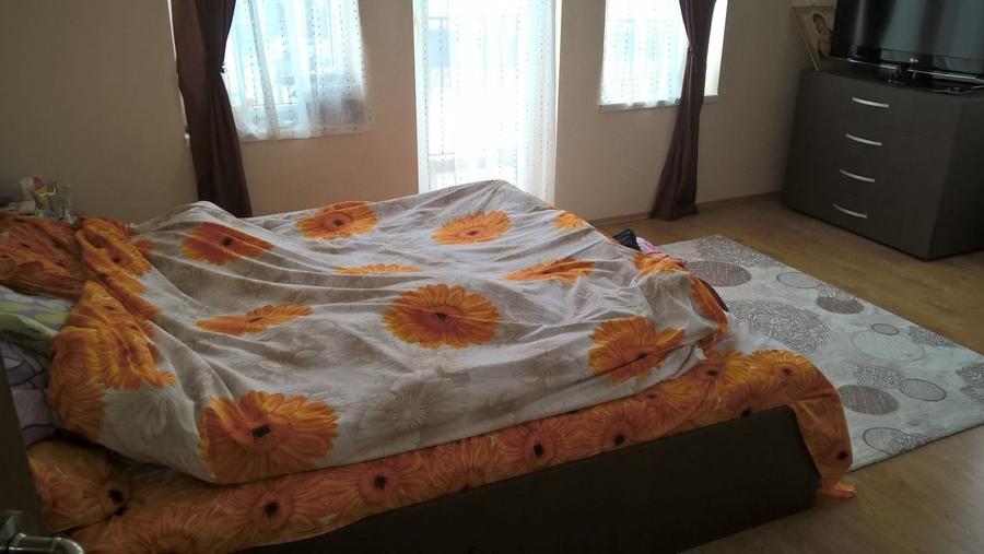 Casă individuală cu 4 camere cu Canalizare în Sânpetru