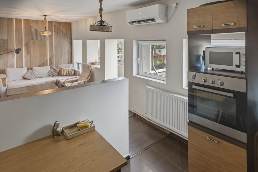 Apartament cu 2 camere decomandat, mobilat în P-ța Alba Iulia