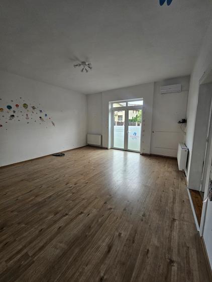 Casă individuală cu 4 camere cu Teren 430 Mp în Ultracentral
