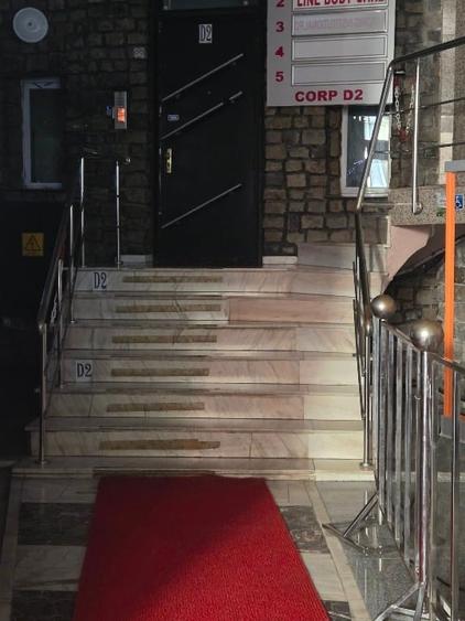 Apartament cu 2 camere semidecomandat, mobilat în Unirii