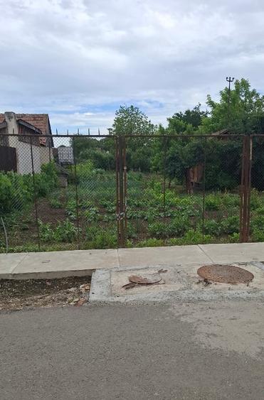Teren Construcții intravilan de 1000 mp, în Central