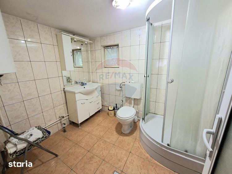 Casa / Vila cu 4 camere de vanzare - 6