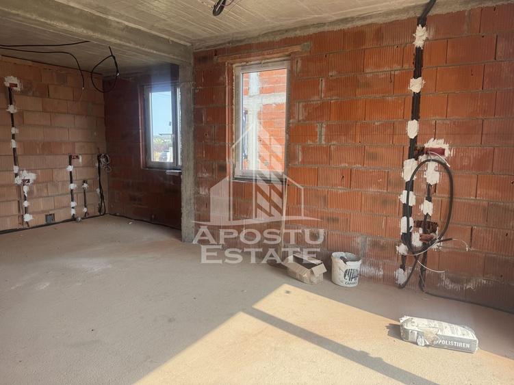 Duplex cu 3 camere cu Canalizare în Moșnița Nouă