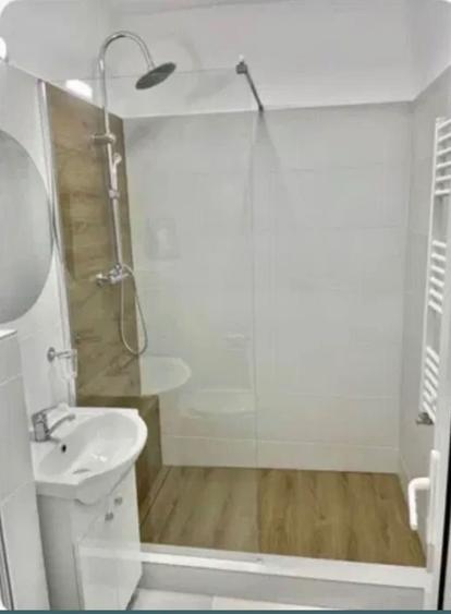 Garsonieră decomandată în Crângași