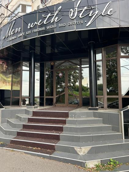 Spațiu comercial, de 370 mp, în Faleză