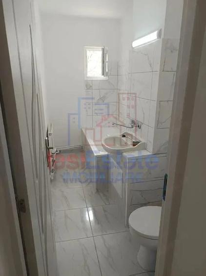 Apartament 2 camere decomandat, renovat, zona CUG - 3