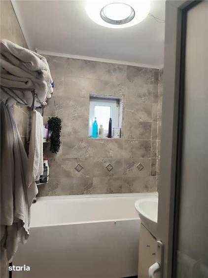 Apartament cu 3 camere, mobilat în Central