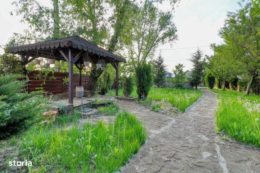 Casă cu 4 camere în Crevedia