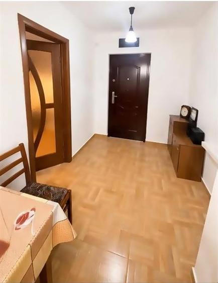 Apartament cu 2 camere decomandat, mobilat în Vlahuță