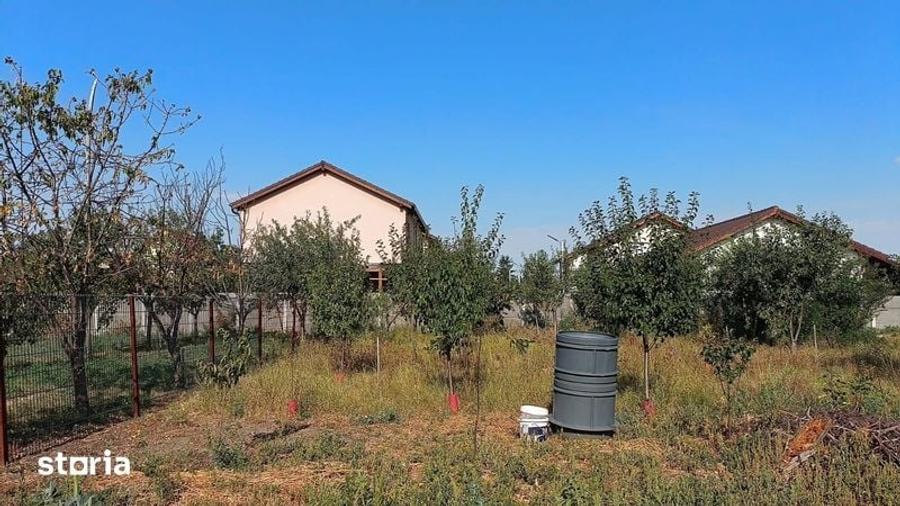 Casă cu 4 camere cu Teren 192 Mp în Central