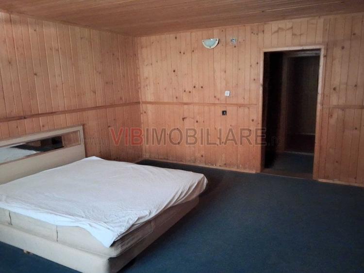 Teren extravilan de 8900 mp, în Sud-Vest