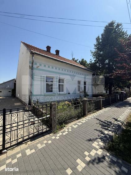 Casă cu 4 camere cu Teren 520 Mp în Central