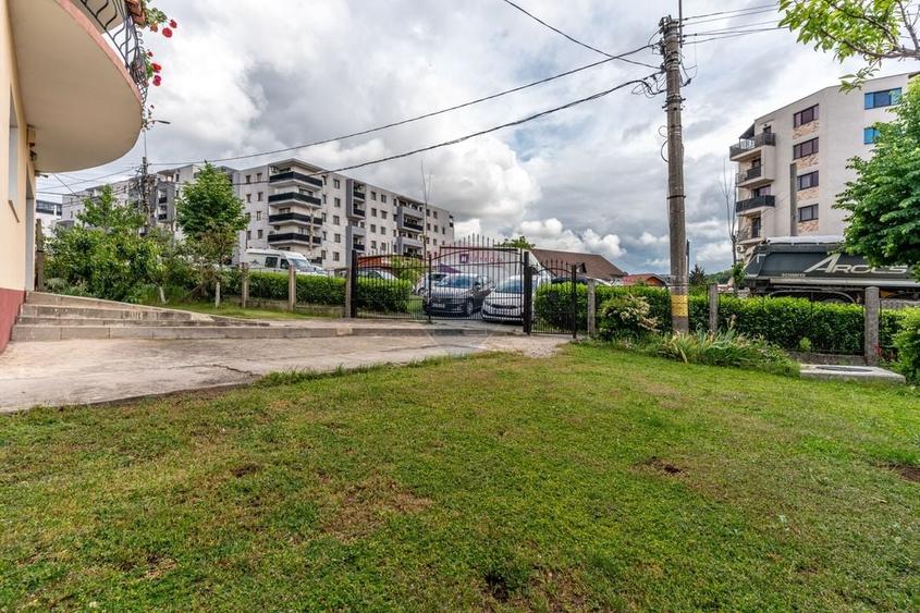 Casă individuală cu 10 camere cu Teren 629 Mp în Dâmbul Rotund