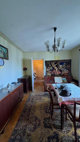 Apartament cu 3 camere semidecomandat în Mănăștur