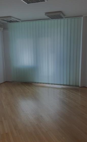 Birou, de 84 mp, în Unirii