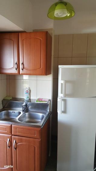 Apartament cu 3 camere decomandat în Ultracentral
