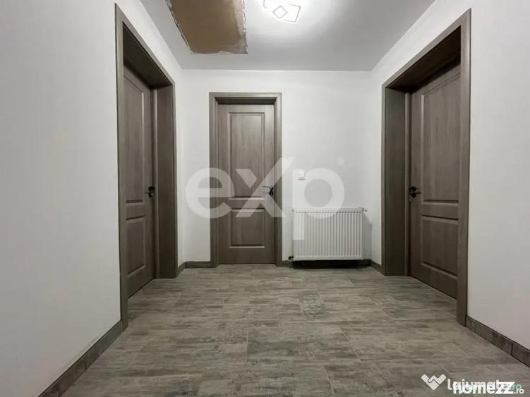 Casă cu 4 camere cu Teren 861 Mp în Cuparu