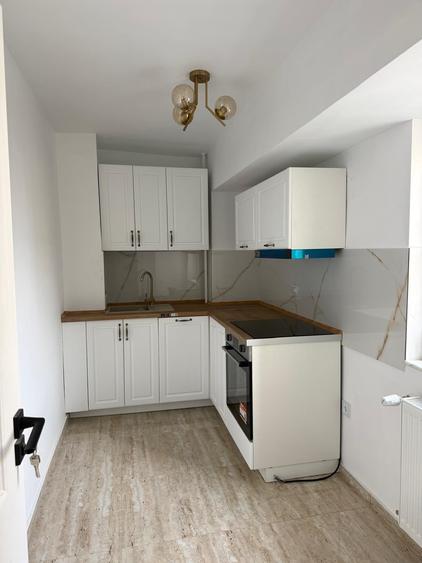 Apartament cu 3 camere decomandat în Timpuri Noi