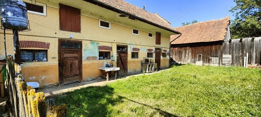 Casă cu 4 camere cu Teren 3196 Mp în Ohaba
