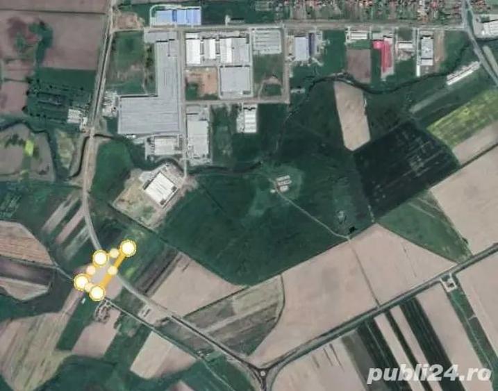 Teren de 10000 mp, în Central