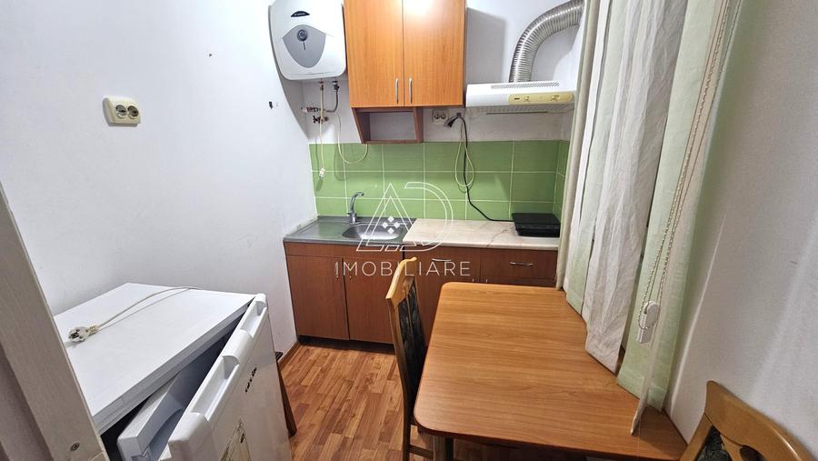 Garsonieră în Central